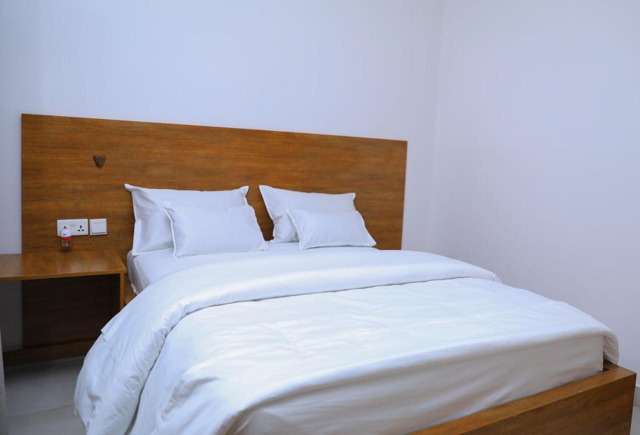 Ally Ngali Motel Kigali Bagian luar foto