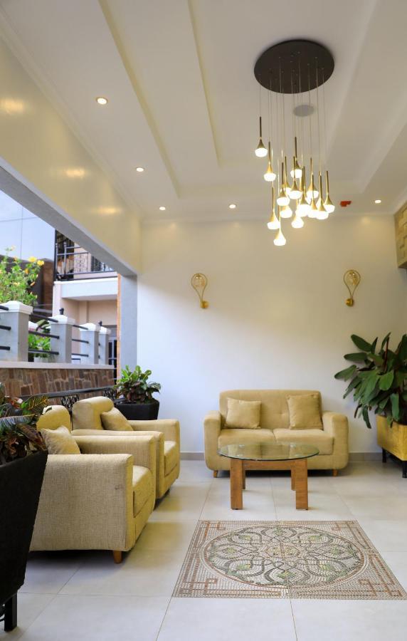 Ally Ngali Motel Kigali Bagian luar foto