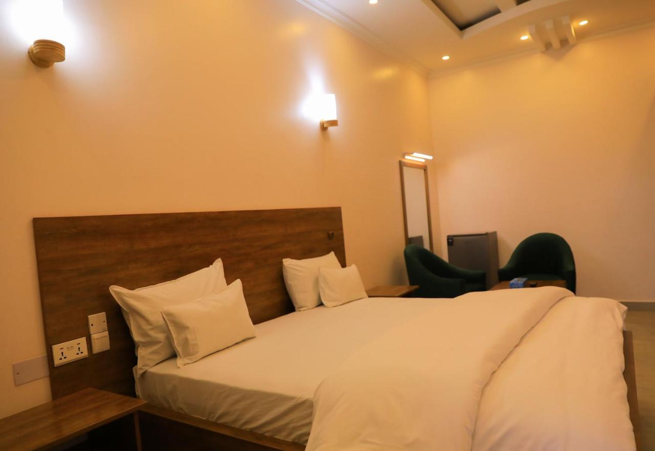 Ally Ngali Motel Kigali Bagian luar foto