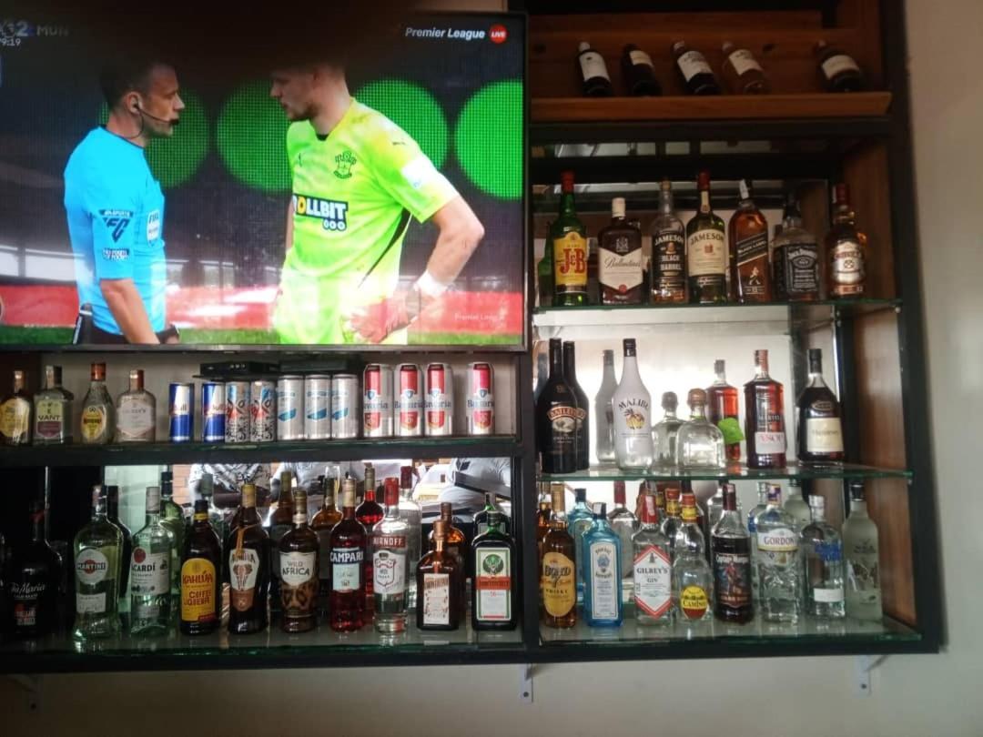 Ally Ngali Motel Kigali Bagian luar foto